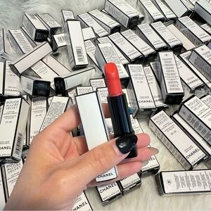 CHANEL Limited Edition Rouge Allure Velvet #07 - NEW